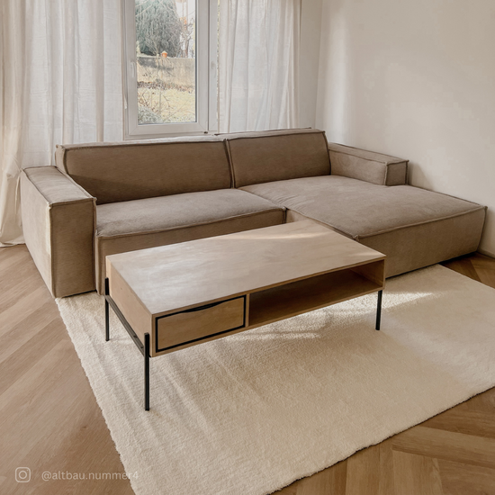 Modernes Fischgrät-Design in Beige 