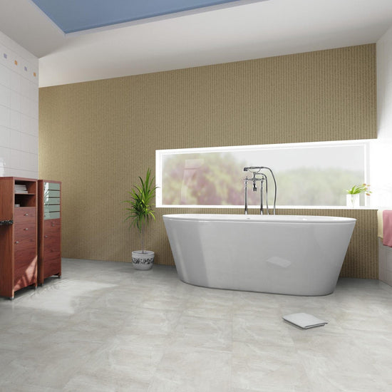 Klick-Vinyl steingrau in Fliesenoptik in Badezimmer