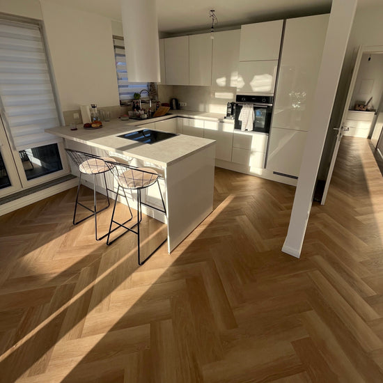 Boden Eiche Oleander im Fischgräten Design 